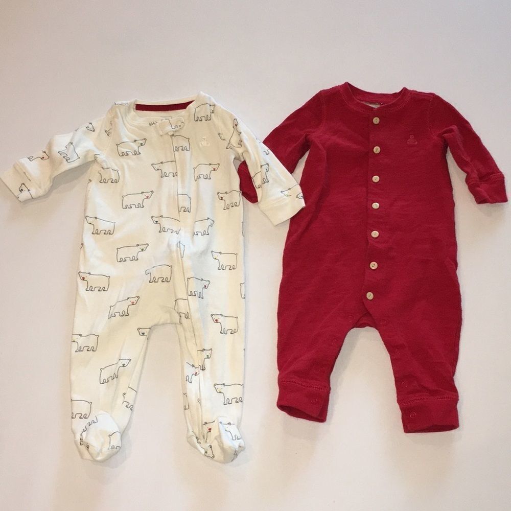 Baby Gap Lot Of 2 pajamas 3-6m